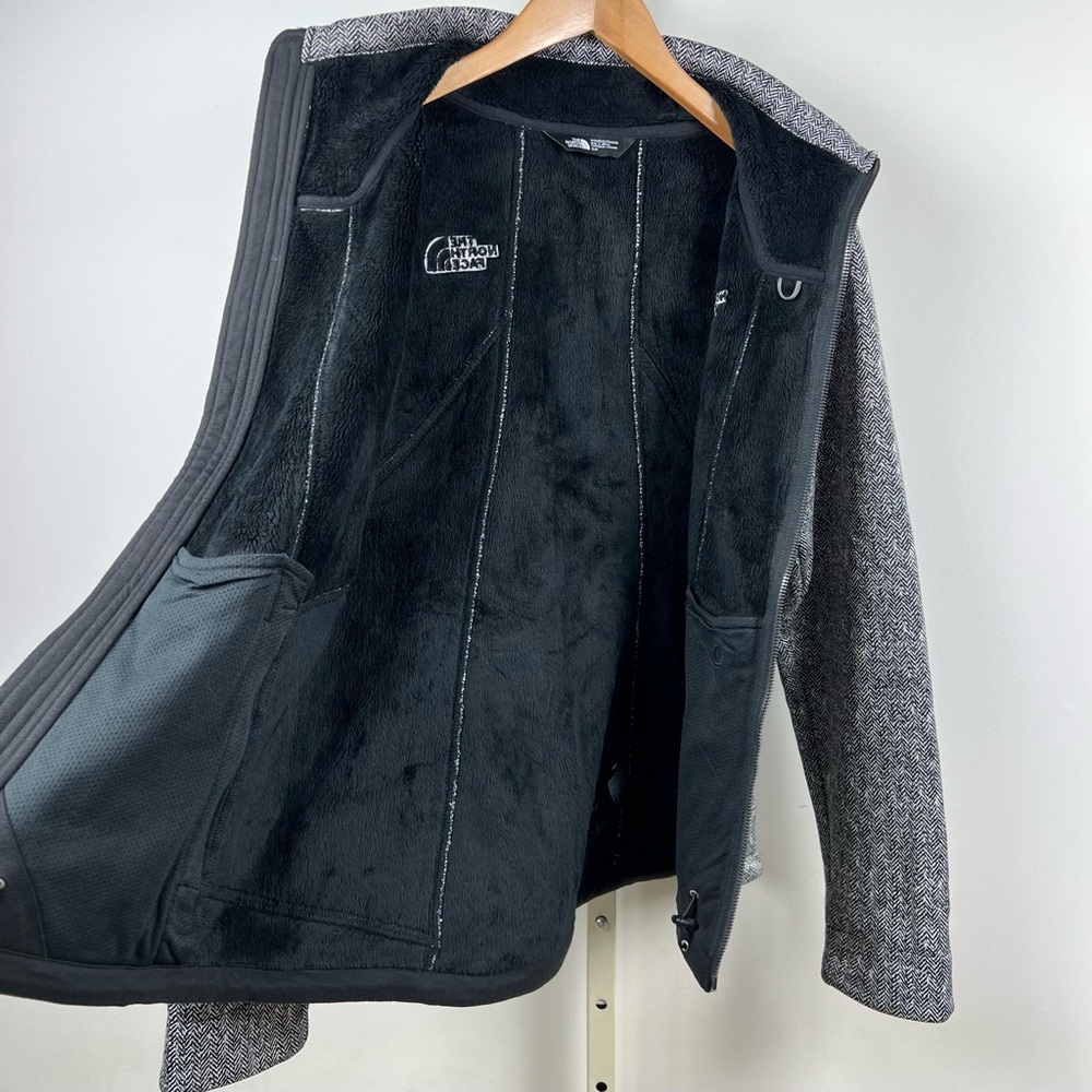 The North Face Women's Apex Chromium Thermal Jacket - Picture 6 of 11